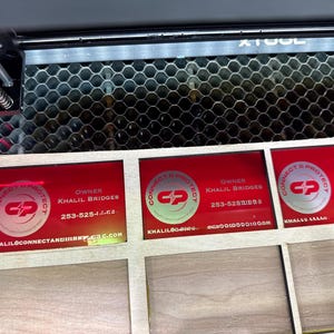 Cartes de visite personnalisées en métal gravées au laser