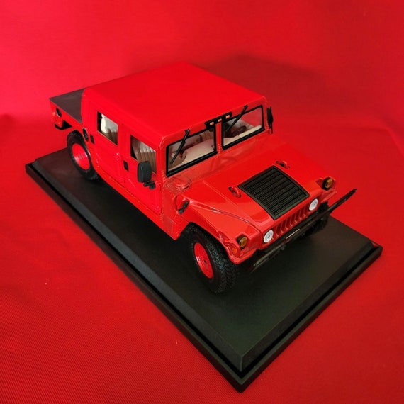 Maisto HUMMER 1:18 PREMIERE EDITION レッド Maisto - Hummer HX Concept (2008, 1:18, Red) 36171 Wholesale