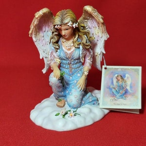 クリスティンハワース【The Angel of peace】 The Leonardo Collection Angel of Peace Figurine Angel Whispers by