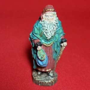 The Classic American Santa Father Christmas Circa1664 Miniature Figurine