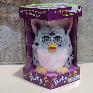 Furby Tiger Original Electronic Model 70-800 Gray Pink 1998