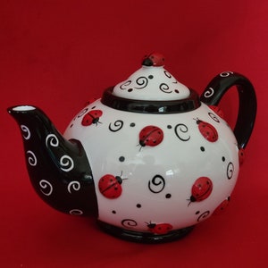 Ladybug Wirbel Porzellan Dekorative Teekanne mit Deckel Handbemalt