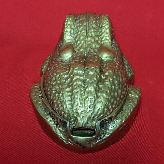Antique Solid Brass Toad Frog with Hinged Lid Tri… - image 9