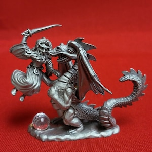 VTG Spoontiques CMR610 Pewter Miniature Dragon and Slayer with Swarovski Crystal 1987
