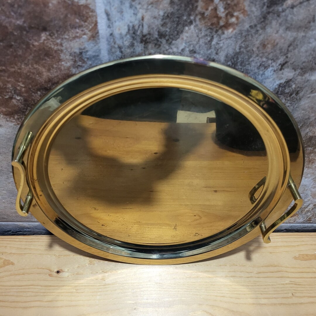 Elegant Iron Art Glass Serving Tray(Black Glass) - Round Design with Gold Finish