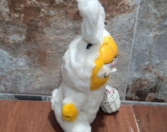 Vintage Dakin Garfield Easter Bunny Plush Toy 1981 - Etsy Israel