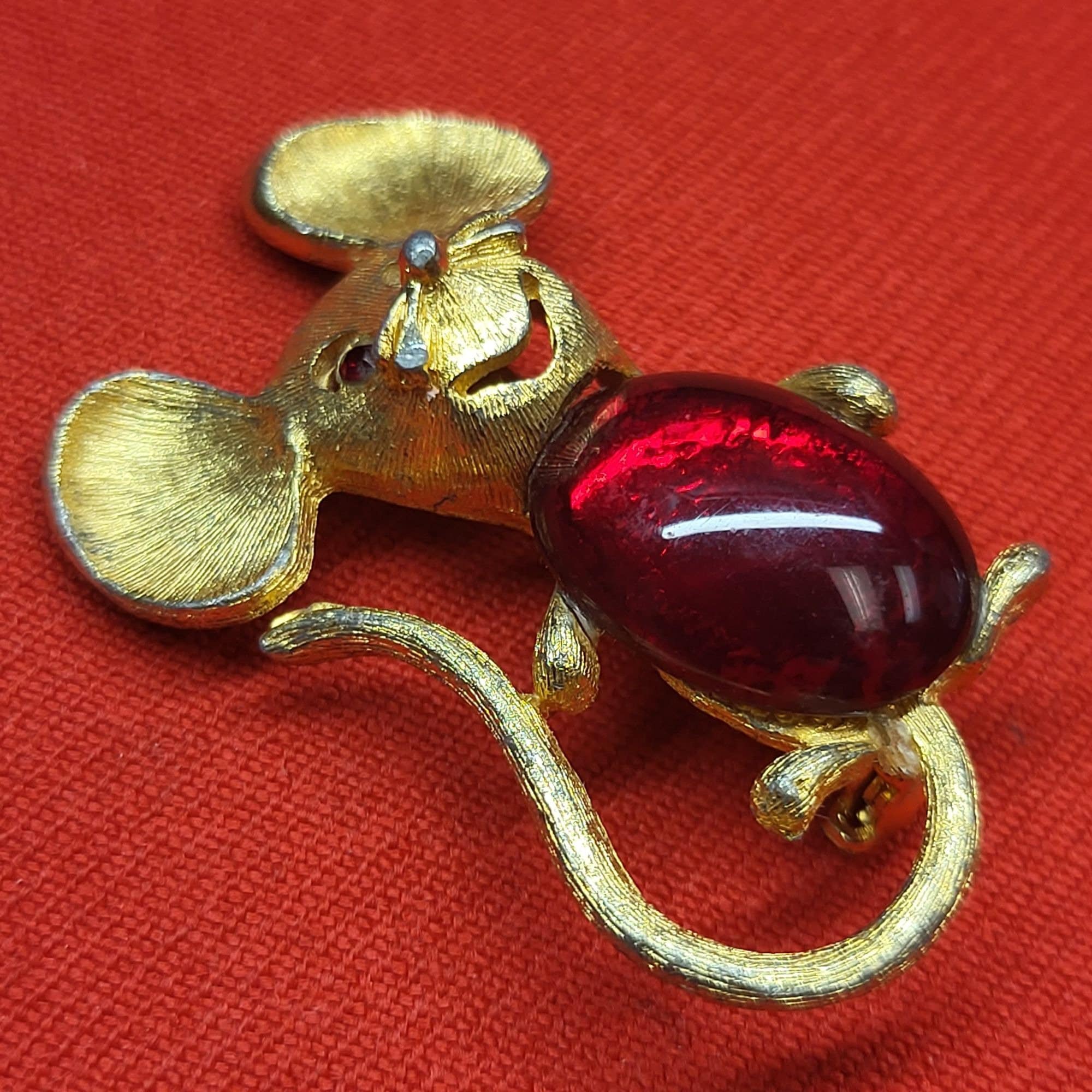 Circa 1950s Mouse Brooch with Green Glass Eyes in Sterling