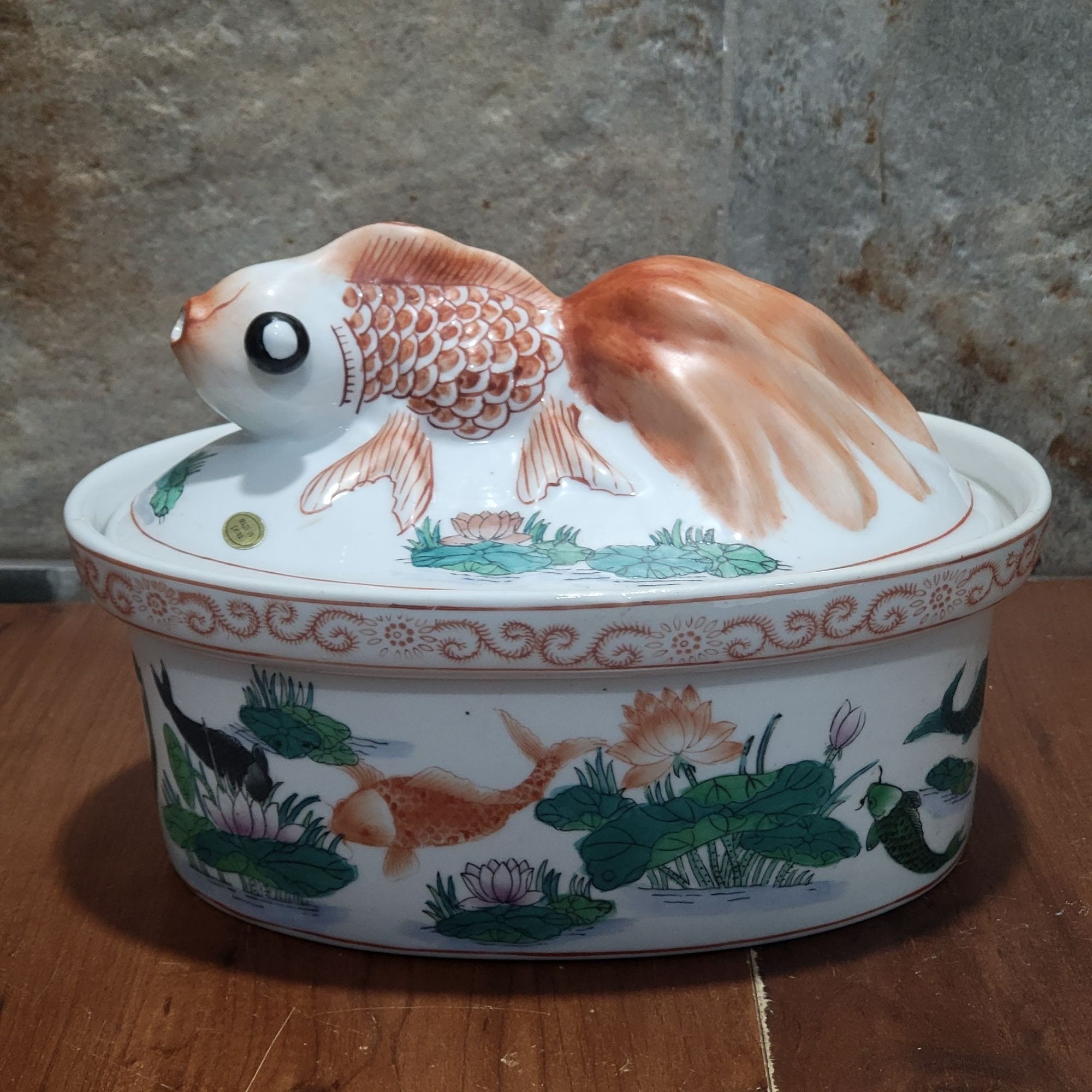 chinesekoi fish lid box porcelain Blue & White Koi Ginger Jar, 8 Chinese Decor, Chinoiserie K 9.5 x 9.5 x 19 Weight VTG Blue White Chinoiserie Porcelain
