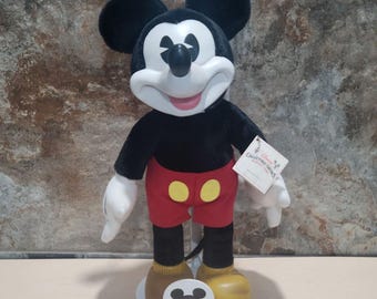 Applause Woodsculpt Series Mickey Mouse Stand  Disney Collectibles Classics 1989