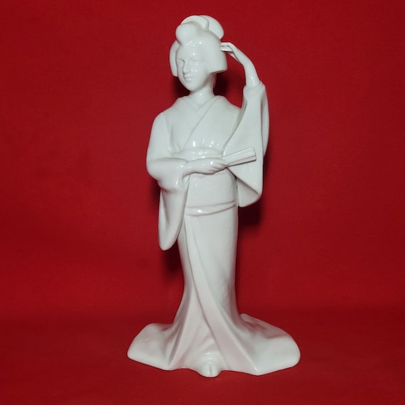 VTG 日本の芸者 白磁の置物 扇子 ダンス 着物 像 - Etsy 日本