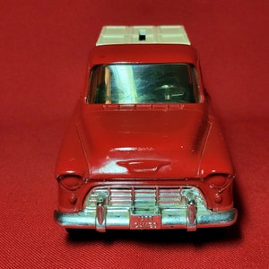 Ertl Wix Filters 1955 Chevrolet Camero Red Truck Coin Bank Die Cast