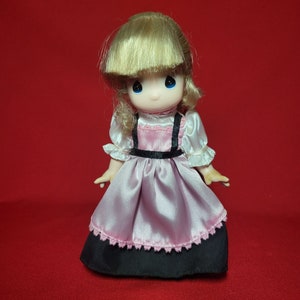 Vintage Precious Moments Doll Children Of The World Sweden Gretel 1994