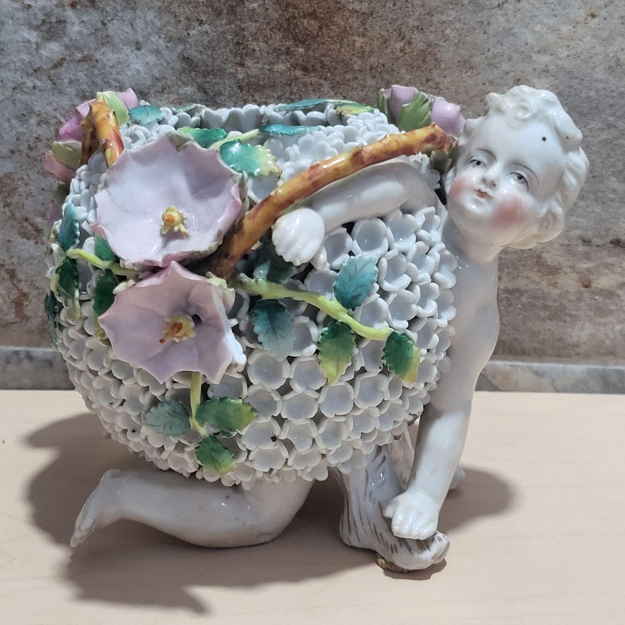 ◇御泓軒◇『清朝時代 陶磁器 【ふくろう】の置物：希少アンティーク 