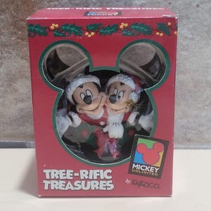 Enesco Treerific Treasures Mickey Minnie Mouse Wreath Christmas Tree Ornament