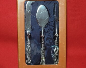 VTG Silea Tassel Pattern Set of Serving Fork Knife Spreader