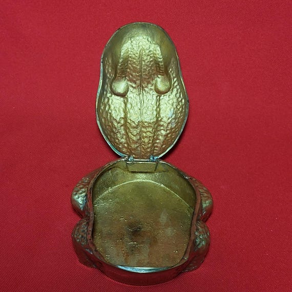 Antique Solid Brass Toad Frog with Hinged Lid Tri… - image 7