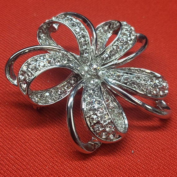 Monet  Silver Tone Clear Rhinestone Bow Flower Br… - image 7