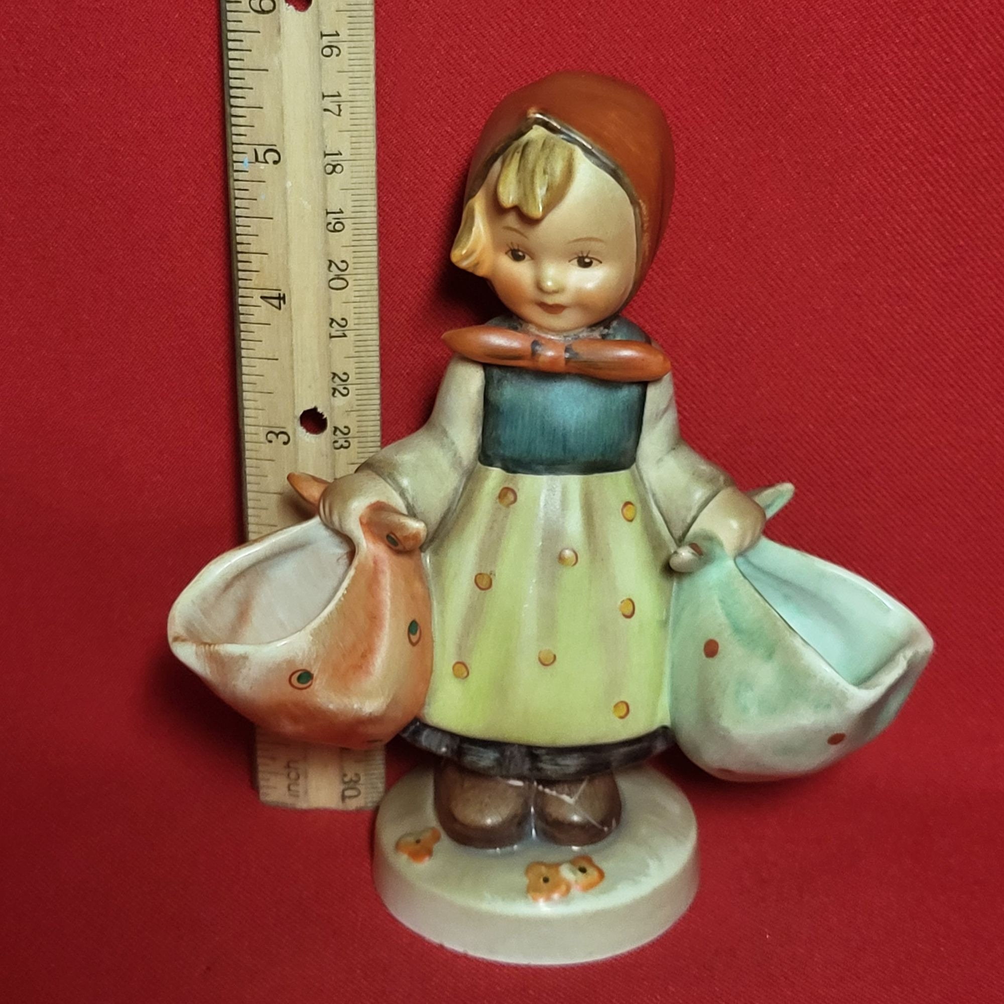 Vintage Goebel Hummel Mothers Darling Figurine Full Bee Trademark