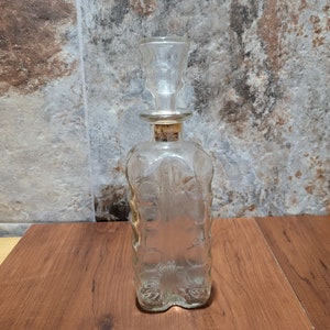 VTG Clear Glass Square Liquor Decanter Bottle With Cork Stopper