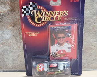 Set Brookfield 1/24 Ricky Rudd #28 US Marines Tribute - 3 Pezzi Con Rimorchio, Edizione Limitata