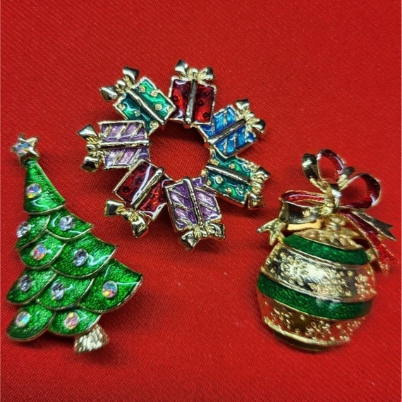 Christmas Pins Brooches Christmas Tree Circle of … - image 1