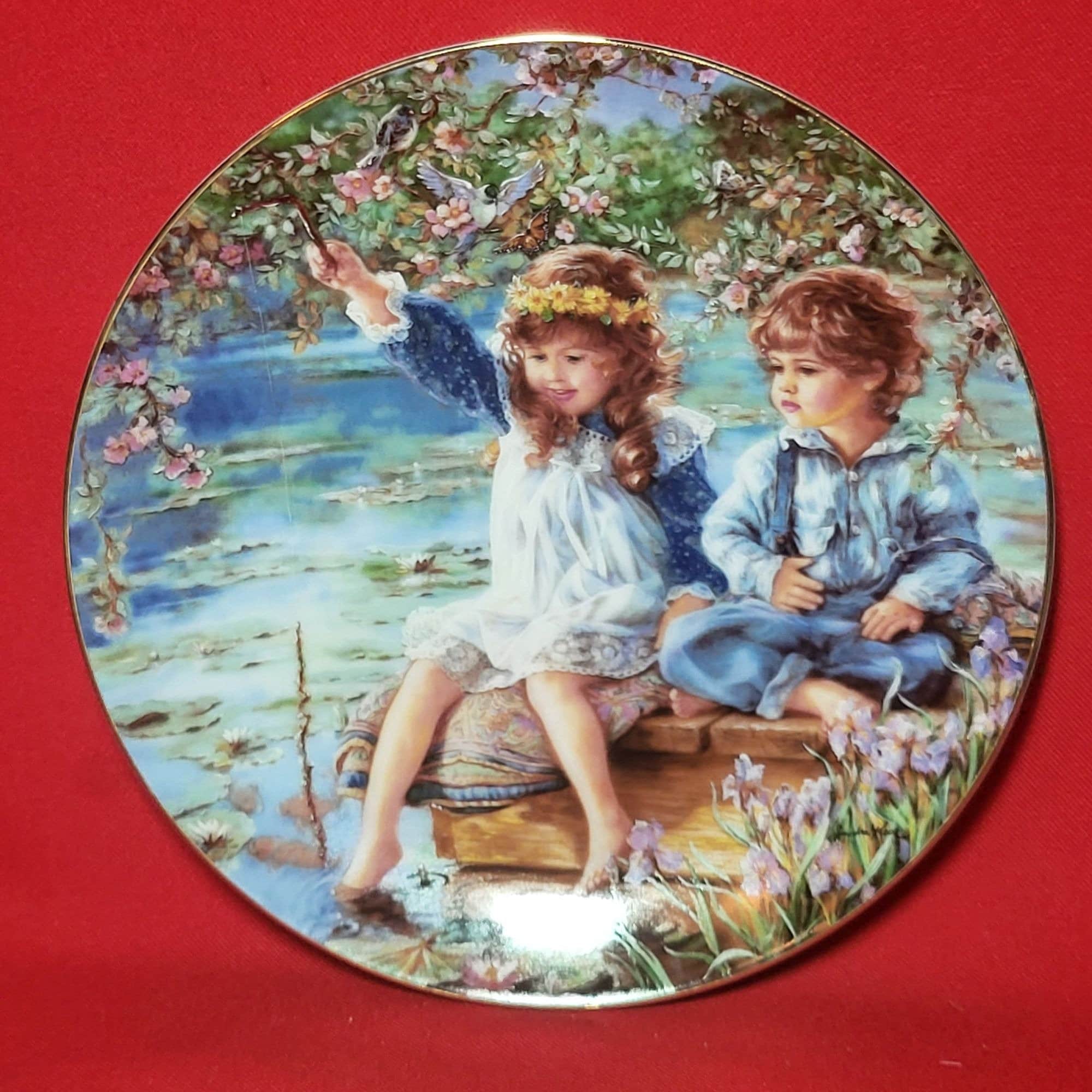 Reco Hearts and Flowers Patience Sandra Kuck Decorative Plate 1991