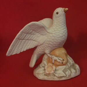 VTG Bisquit Porzellan Weiße Taube Vogel Sitzt Auf Rock Figur