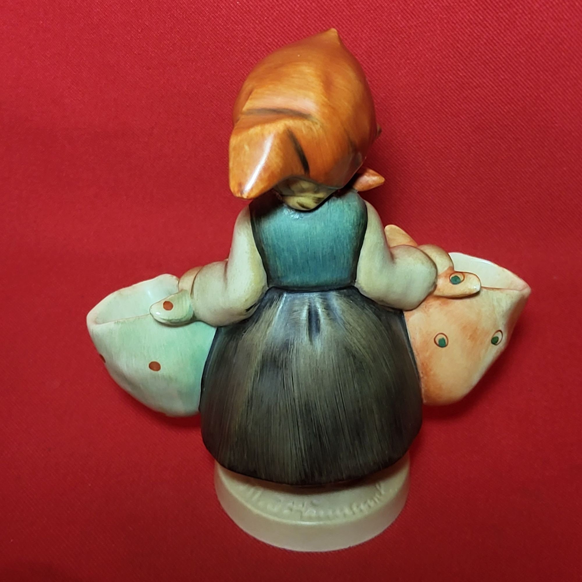 Vintage Goebel Hummel Figurine Mothers Darling Girl Holding Bags