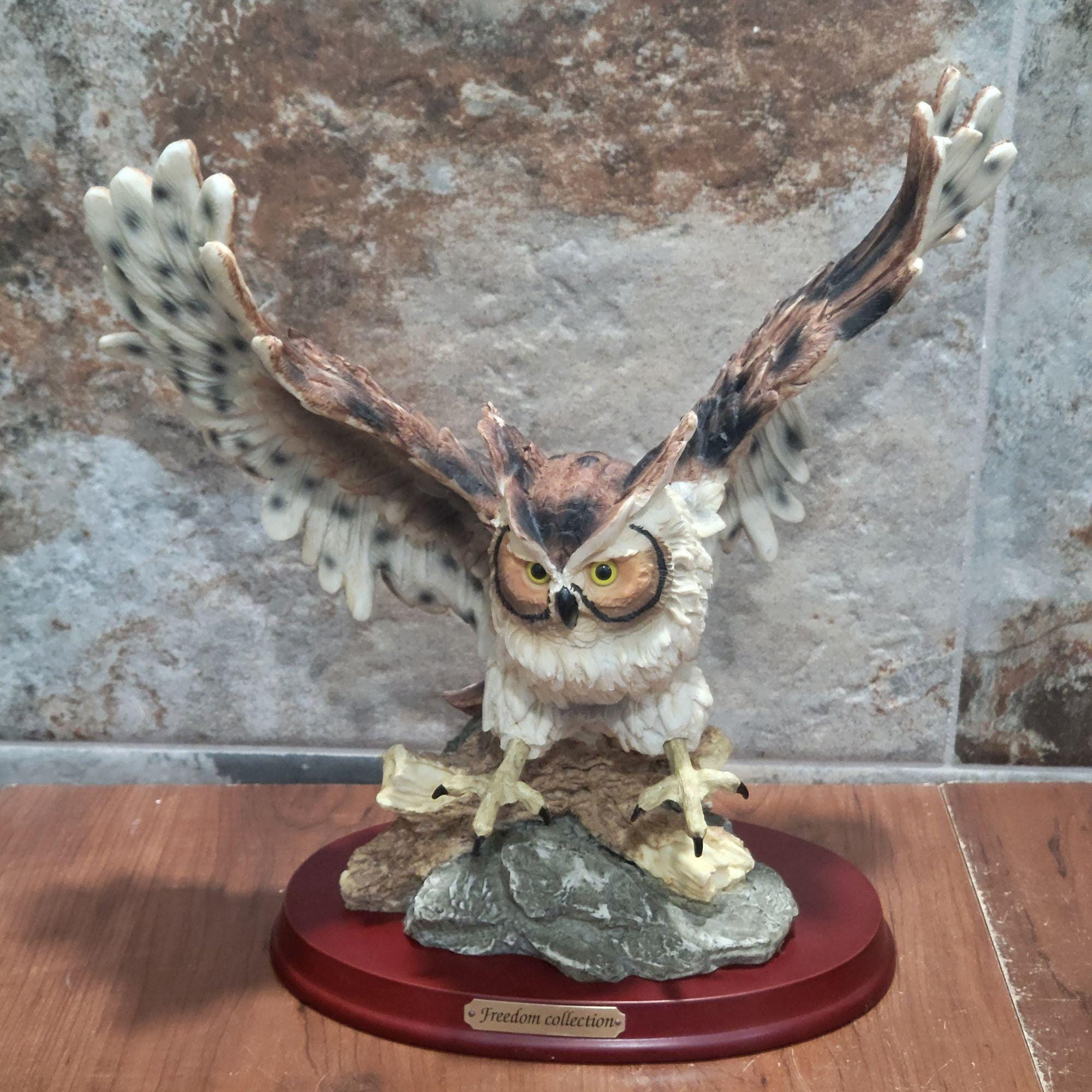 邦楽 OwL 邦楽 OwL Small Horned Owl V | Jim Eppler | Sorrel Sky Gallery