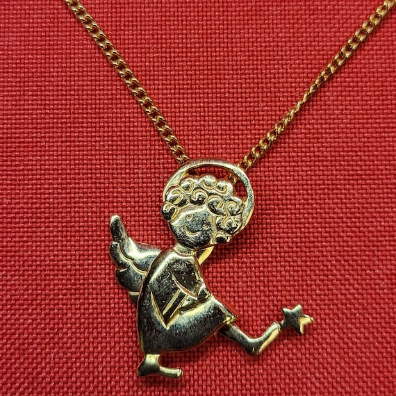 Avon Gold Tone Chain Link Necklace Engraved Pendant Merry Christmas Class  of 77