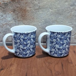 Vintage Blue White Floral Ceramic Coffee Cup Mug Set of 2