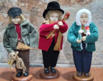 Vintage Christmas Carolers Set Wood Base Holiday Dolls Figures Lot of 3