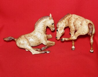 VTG Red Roan Scratching Foal Lying Down Foal Baby Horse Splatter Spots