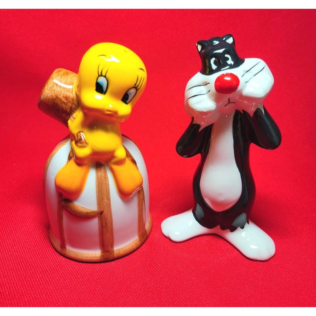 Vintage Gibson Looney Tunes Tweety Sylvester Salt & Pepper Shakers