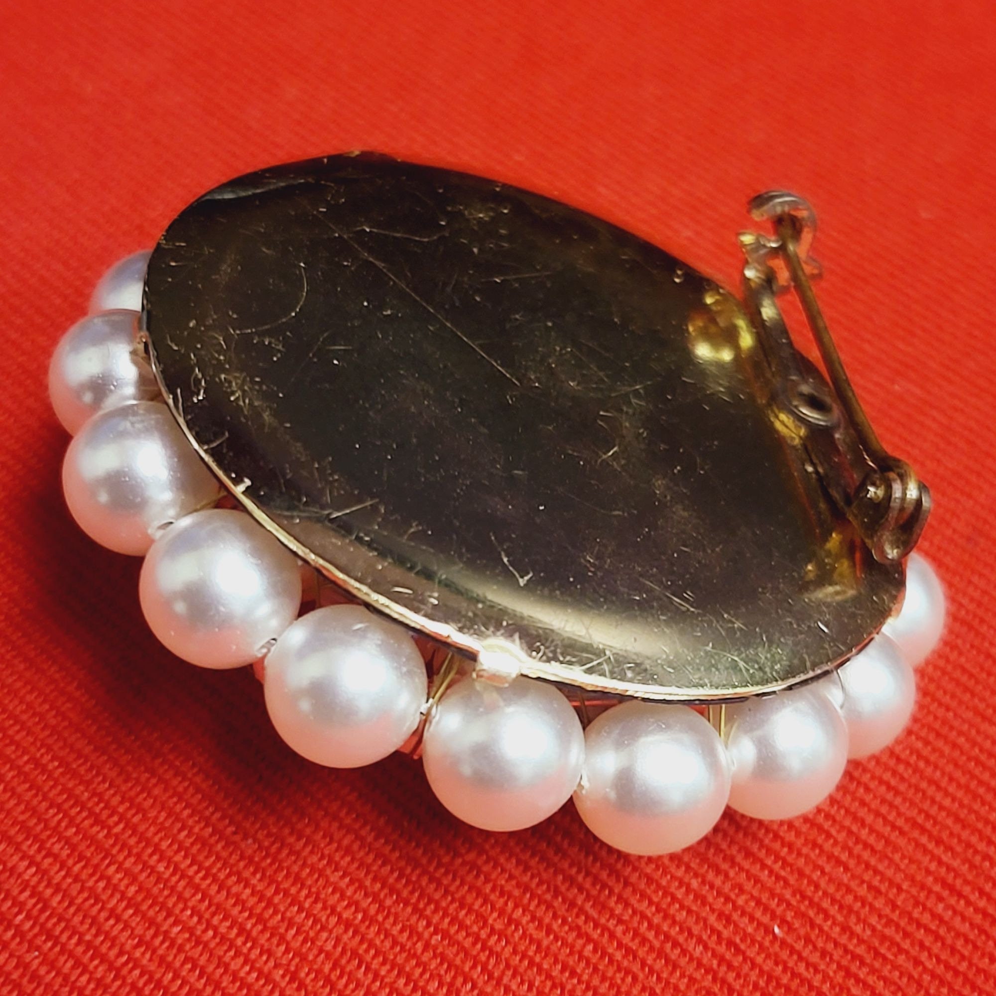 VTG Faux Pearl Aurora Borealis Cluster Brooch Round Pin