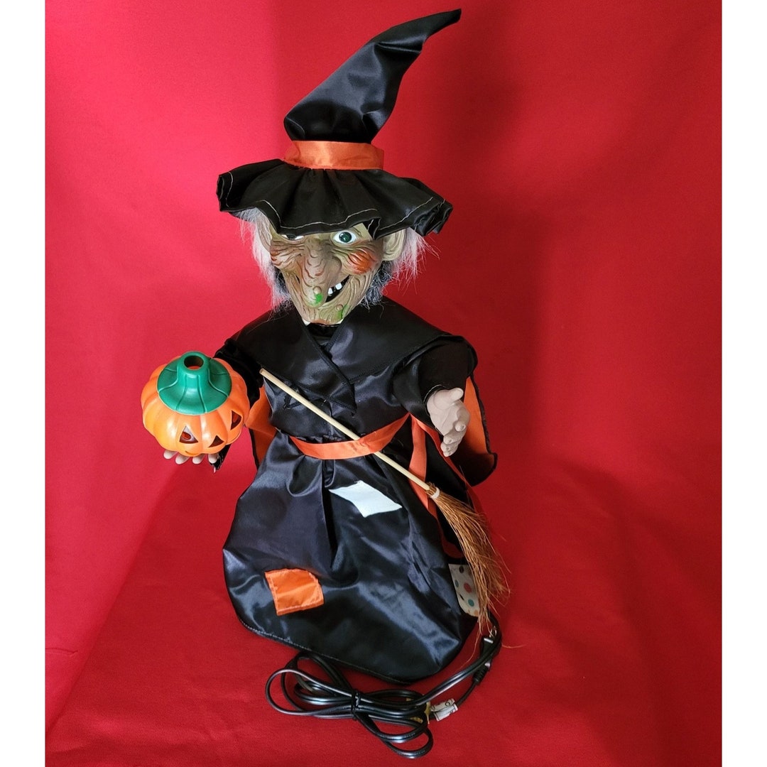Vintage Rennoc Animated Halloween Witch Holding a Lighted Etsy