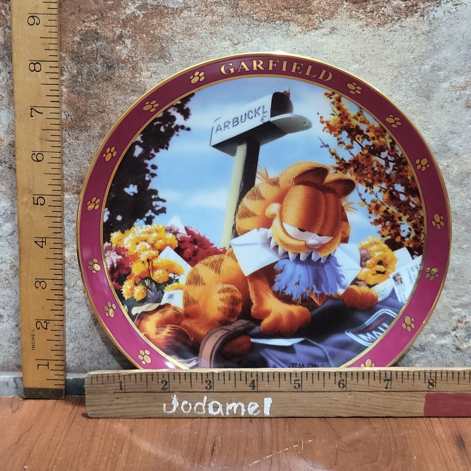 Garfield Decorative Plate: 
