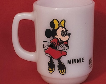 Vintage Minnie Mouse Milk Glass Coffee Mug Disney Pepsi Collectors Series