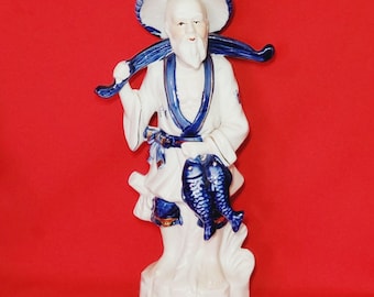 Vintage chinesische Fischer Porzellanfigur blau und weiß