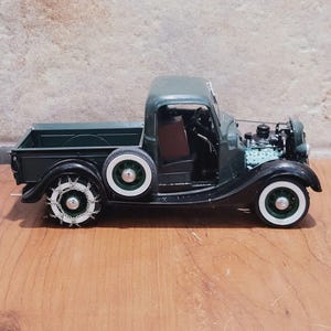 Camión de correo de EE. UU. de Danbury Mint de 1935, USPS de 1997, escala 1:24, metal fundido a presión, sin cubierta del motor