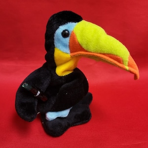 Coca Cola Toolu the Toucan Honduras Bean Bag Plush Beanie 1999