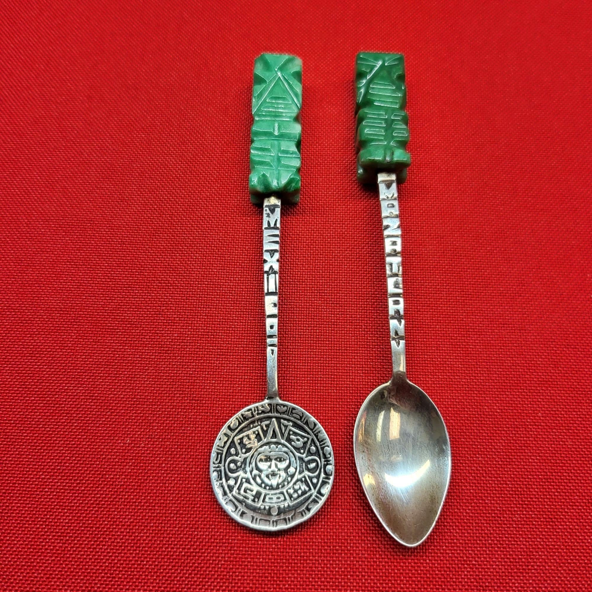 VTG Engraved Mazatlan Mexico Silver Tone Carved Malachite Souvenir