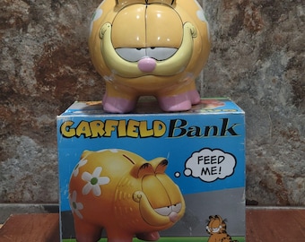 Garfield Sitting Coin Bank – Vintage 1981 by United Feature