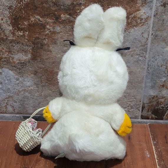 Vintage Dakin Garfield Easter Bunny Plush Toy 1981 - Etsy Israel