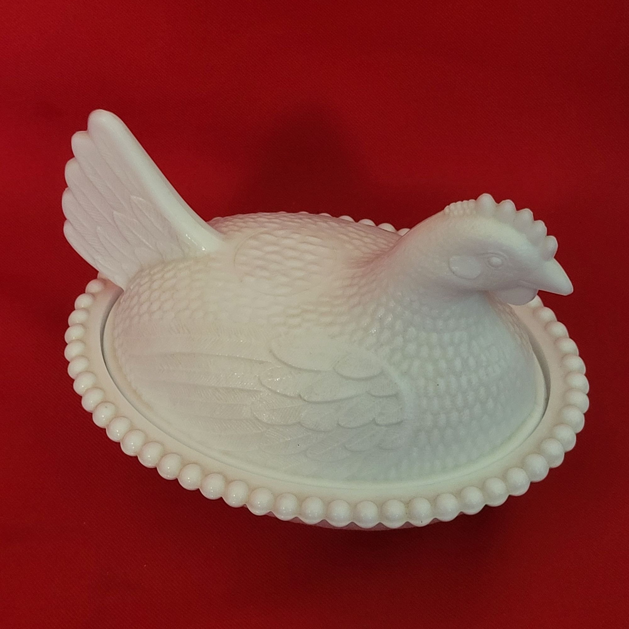 VTG White Milk Glass Chicken Hen on Nest Covered Trinket Oval Candy