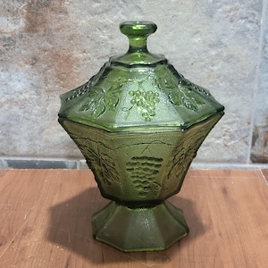 Vintage Avocado Green Glass Candy Dish Bowl Lidded Pedestal Grape Leaf Pattern Octagon Shape