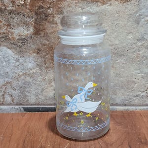 Vintage Anchor Hocking Farm Country Goose Geese Storage Jar Canister 8.5&quot; Lid