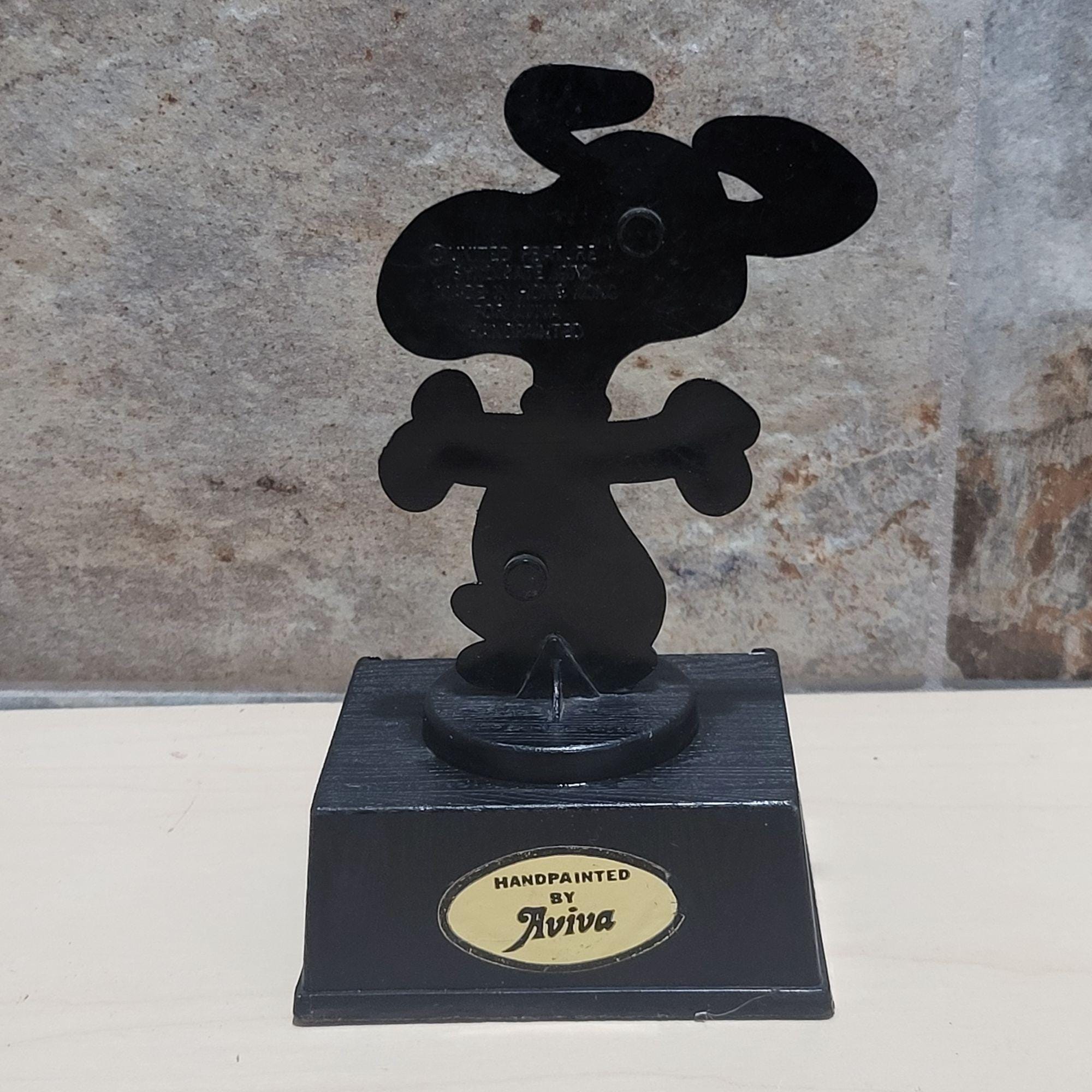 Peanuts Gang Aviva Snoopy Trophy Happiness is Love - Etsy