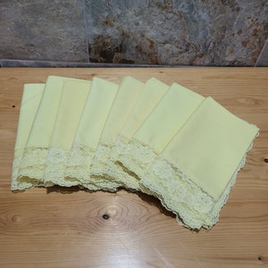 VTG Yellow Cotton Table Napkins Lace Trim Set of 8