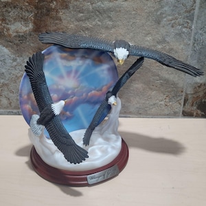 Bradford Exchange Eagle Plate: Wings of Glory 3D Figurine